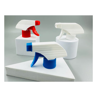 Spruzzatore di accensione di plastica colorato personalizzato per la pulizia domestica in blu bianco rosso